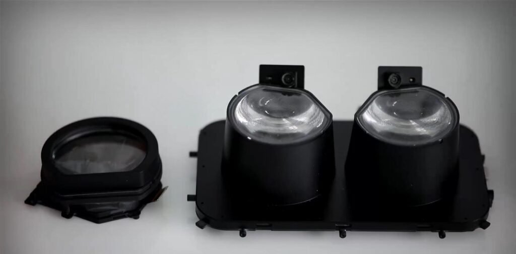 Birdbath Optics vs Pancake Optics